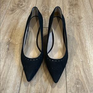 Ann Taylor April Perforated Suede Pumps in Original Box Size 8